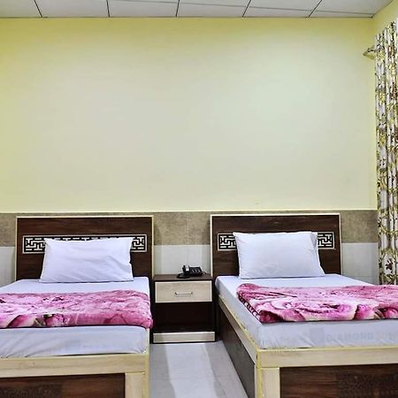 Swat Guest House Mingora Extérieur photo