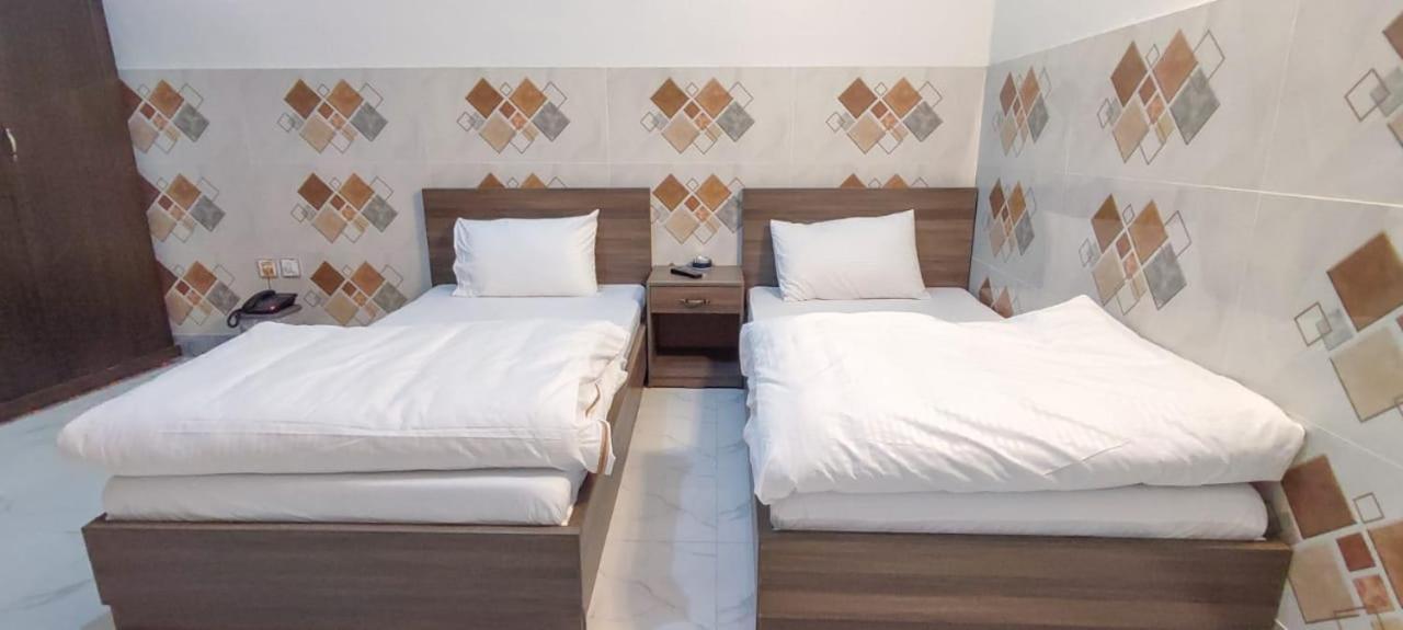 Swat Guest House Mingora Extérieur photo