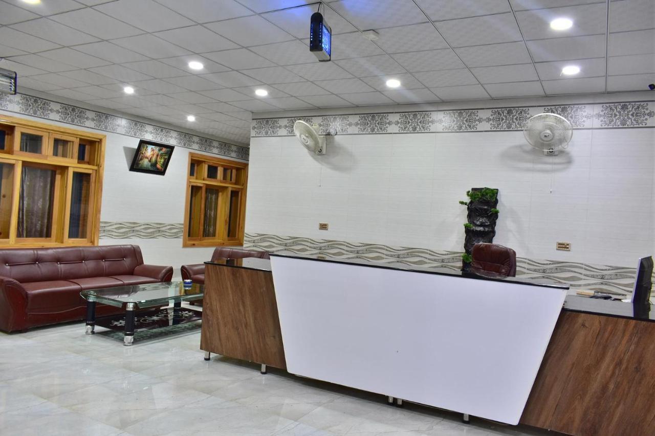 Swat Guest House Mingora Extérieur photo