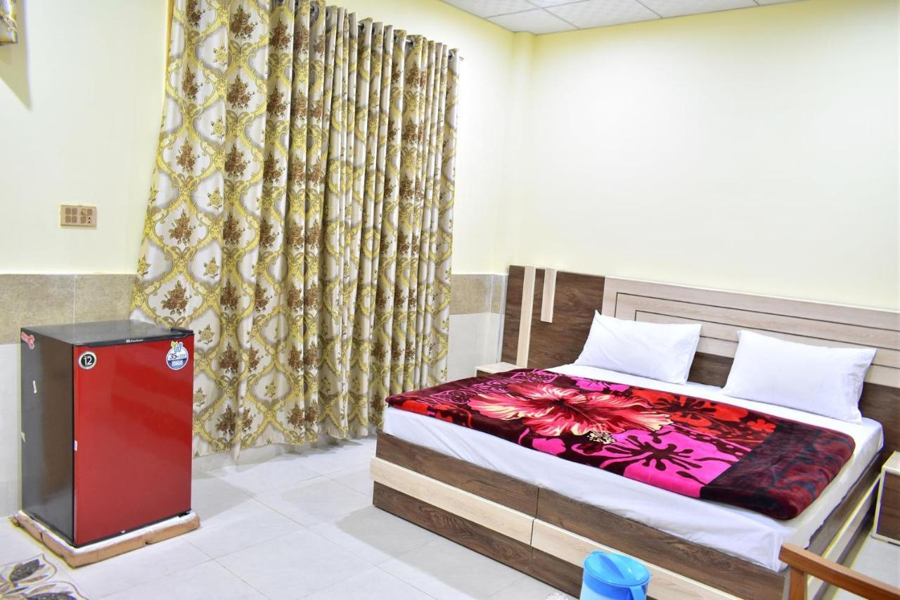 Swat Guest House Mingora Extérieur photo